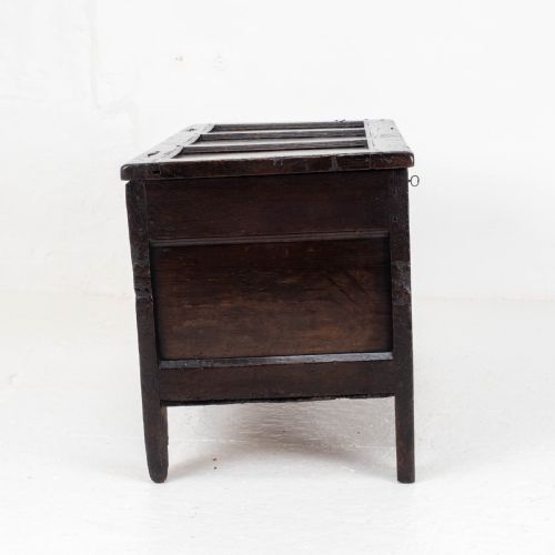 LATE C17TH CAROLEAN SMALL DARK OAK PANELLED COFFER CHARLES II JACOBEAN - ADDITIONAL PHOTO 6
