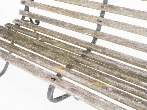 VICTORIAN STRAPWORK IRON SLATTED GARDEN BENCH C19TH - ADDITIONAL PHOTO 12