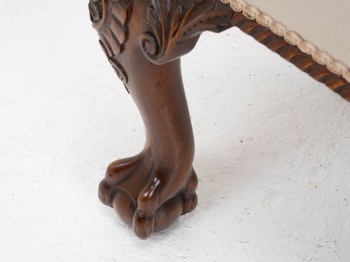 CHIPPENDALE STYLE CARVED MAHOGANY BALL CLAW FOOT STOOL - ADDITIONAL PHOTO 16