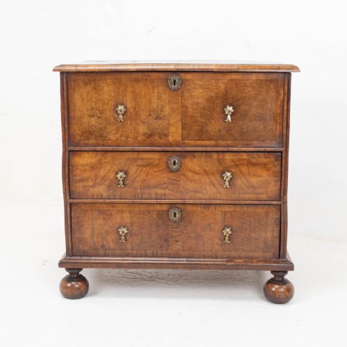 QUEEN ANNE WALNUT FEATHERBANDED CHEST OF DRAWERS COMMODE LATE C17TH - ADDITIONAL PHOTO 17