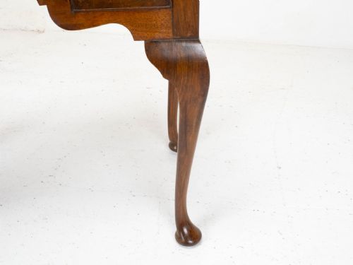 GEORGE I STYLE WALNUT FEATHERBANDED QUARTER VENEERED LOWBOY SIDE TABLE W DRAWERS - ADDITIONAL PHOTO 11