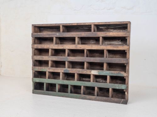 VINTAGE EARLY C20TH PINE INDUSTRIAL WORKSHOP PIGEON HOLES STORAGE - ADDITIONAL PHOTO 3