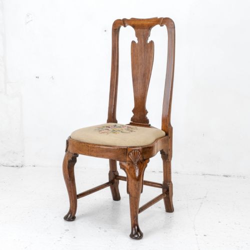 george i queen anne early c18th carved walnut tapestry upholstered side chair georgian - CATEGORY: ANTIQUE CHAIRS - DATED 18TH CENTURY