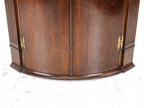 C18TH GEORGIAN OAK BOW FRONT CORNER CABINET WALL MOUNTED GEORGE III - ADDITIONAL PHOTO 9