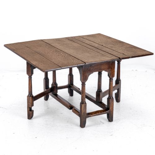 EARLY C18TH OAK DROP LEAF GATELEG SMALL COUNTRY DINING TABLE - ADDITIONAL PHOTO 2