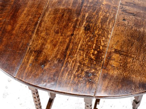 EARLY C18TH LATER SMALL OAK OVAL GATELEG DROP LEAF DINING OCCASIONAL TABLE - ADDITIONAL PHOTO 18