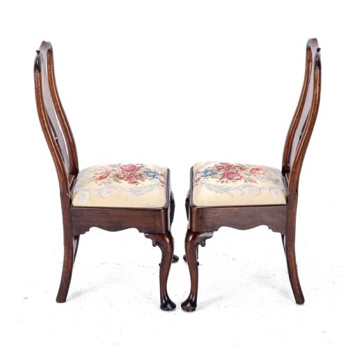 EARLY 18TH CENTURY GEORGE I PAIR OF MAHOGANY SILK UPHOLSTERED SIDE CHAIRS CIRCA 1720 GEORGIAN QUEEN ANNE STYLE DINING - ADDITIONAL PHOTO 7