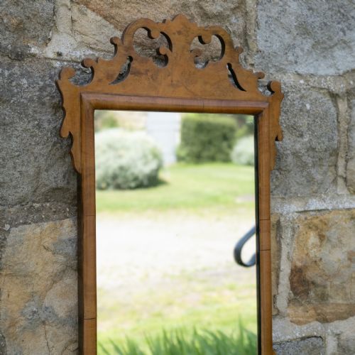 GEORGE II STYLE LATE 19TH CENTURY BURR WALNUT FRETWORK PIERGLASS SMALL WALL MIRROR - ADDITIONAL PHOTO 4