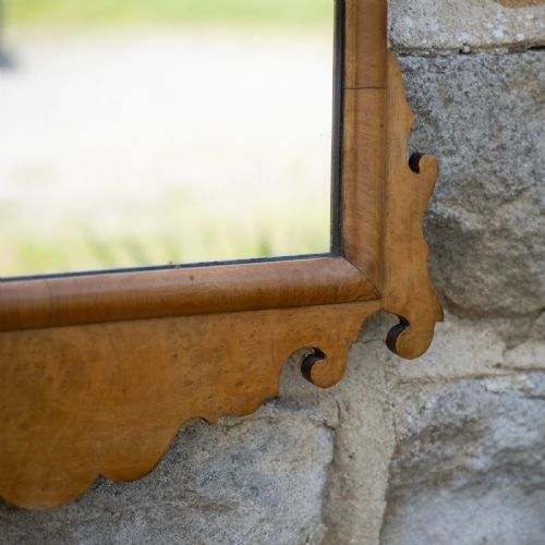 GEORGE II STYLE LATE 19TH CENTURY BURR WALNUT FRETWORK PIERGLASS SMALL WALL MIRROR - ADDITIONAL PHOTO 6