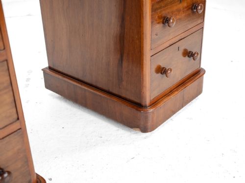 VICTORIAN MAHOGANY PEDESTAL DESK WITH LEATHER GILT SKIVER CIRCA 1880 LATE 19TH CENTURY - ADDITIONAL PHOTO 19