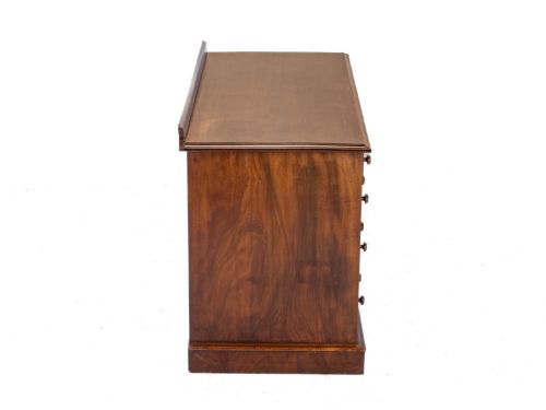 19TH CENTURY VICTORIAN MAHOGANY KNEEHOLE DESK CIRCA 1870 - ADDITIONAL PHOTO 5
