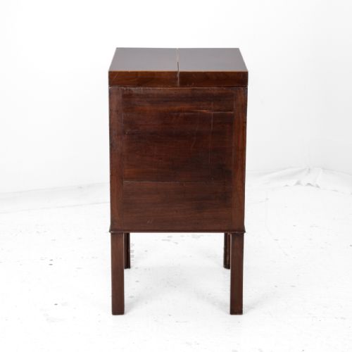 GEORGIAN MAHOGANY AND BOXWOOD INLAID GENTLEMANS WASHSTAND LATE 18TH CENTURY GEORGE III FOLDING TOP MIRROR TAMBOUR CABINET COMMODE - ADDITIONAL PHOTO 8