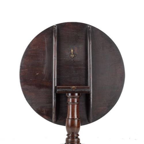 FINE IRISH GEORGE II CARVED MAHOGANY TRIPOD TILTTOP SUPPER TABLE CIRCA 1750 18TH CENTURY GEORGIAN OCCASIONAL TABLE - ADDITIONAL PHOTO 6