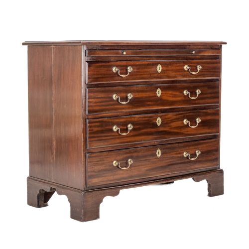 GEORGE II MAHOGANY BACHELORS CHEST OF DRAWERS WITH BRUSHING SLIDE C1750 GEORGIAN - ADDITIONAL PHOTO 5