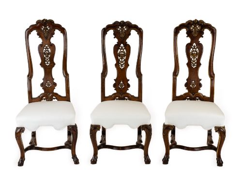 SET OF SIX ANGLODUTCH WALNUT PARCELGILT HIGHBACK DINING CHAIRS IN THE LATE 17TH CENTURY QUEEN ANNE TASTE IN THE MANNER OF DANIEL MAROT - ADDITIONAL PHOTO 1