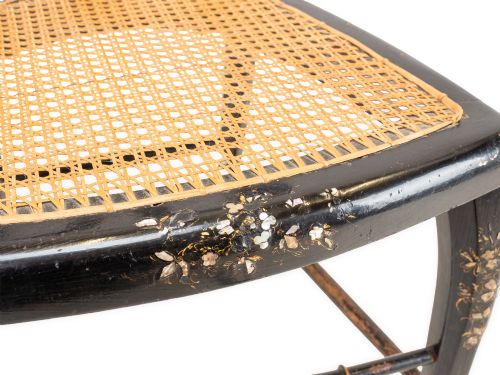 JAPANNED CHINOISERIE CHAIR PAPIERMCH WITH MOTHEROFPEARL INLAY REGENCY TASTE LATE 19TH CENTURY - ADDITIONAL PHOTO 8