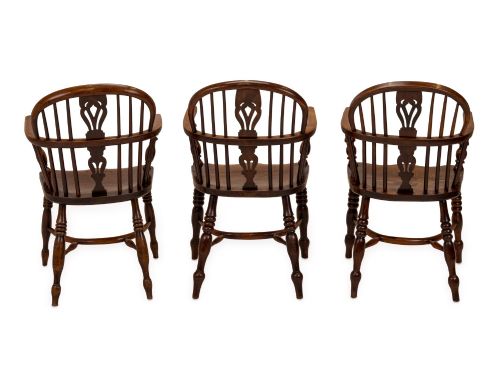 MATCHED SET OF SIX EARLY 19TH CENTURY ENGLISH YEW ELM WINDSOR ARMCHAIRS WITH CRINOLINE STRETCHERS C18201840 - ADDITIONAL PHOTO 13