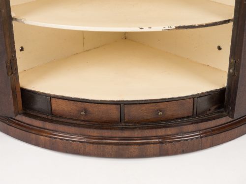 GEORGE III MAHOGANY BOWFRONT HANGING CORNER CUPBOARD WITH SPICE DRAWERS C17601780 - ADDITIONAL PHOTO 4
