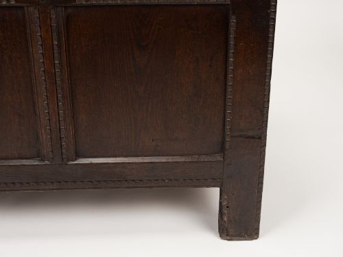 EARLY 18TH CENTURY ENGLISH OAK THREEPANEL COFFER C17201740 - ADDITIONAL PHOTO 7