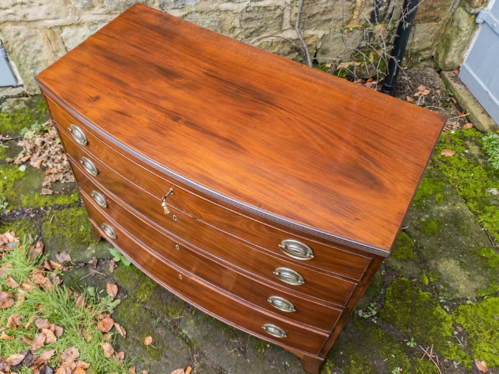 Georgian Mahogany Bow Front Chest of Drawers C1800 (George III) View IX