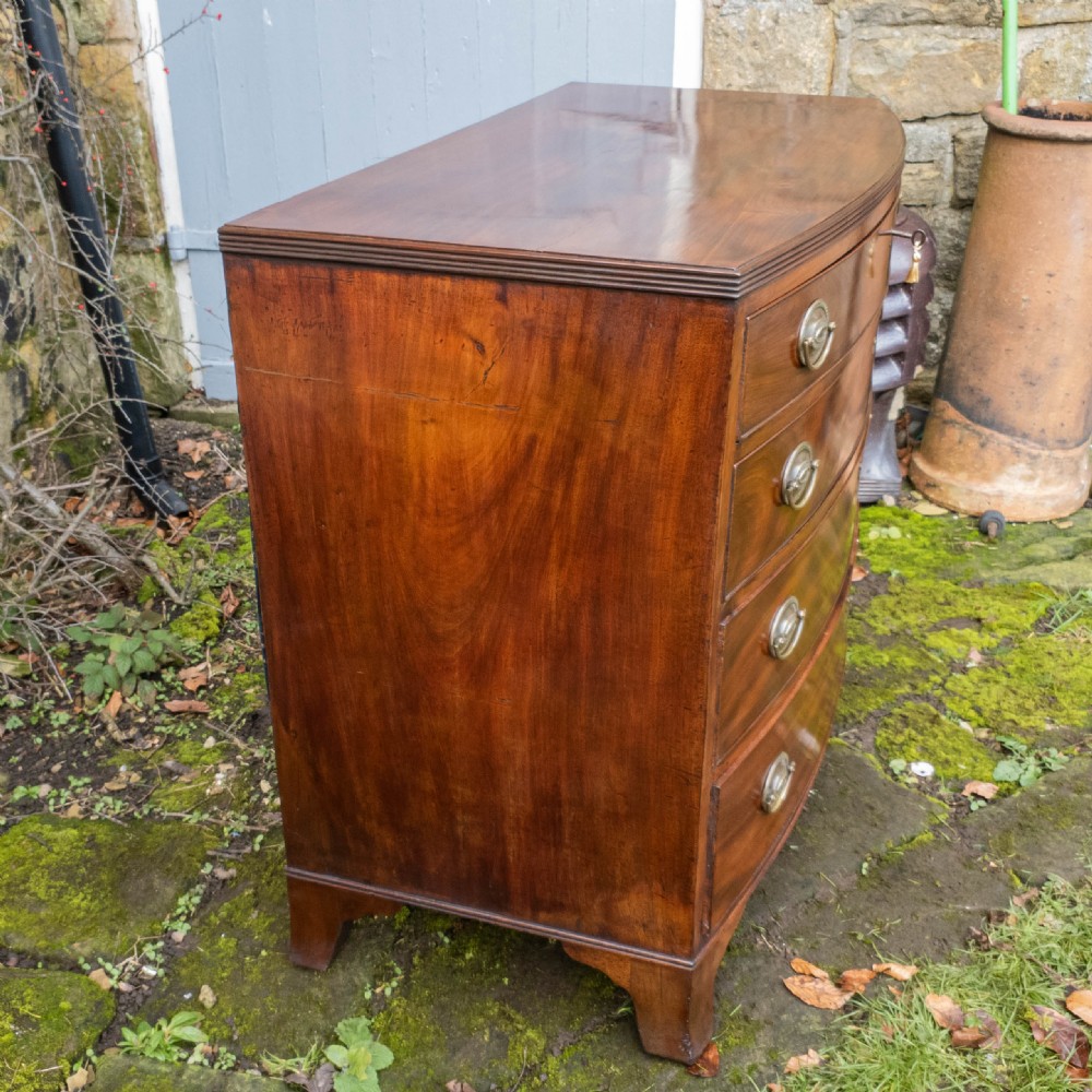 Georgian Mahogany Bow Front Chest of Drawers C1800 (George III) View XII