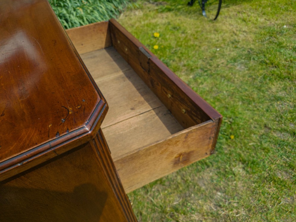 Georgian Small Bachelors Mahogany Chest of Drawers C1790 (George III) View IX
