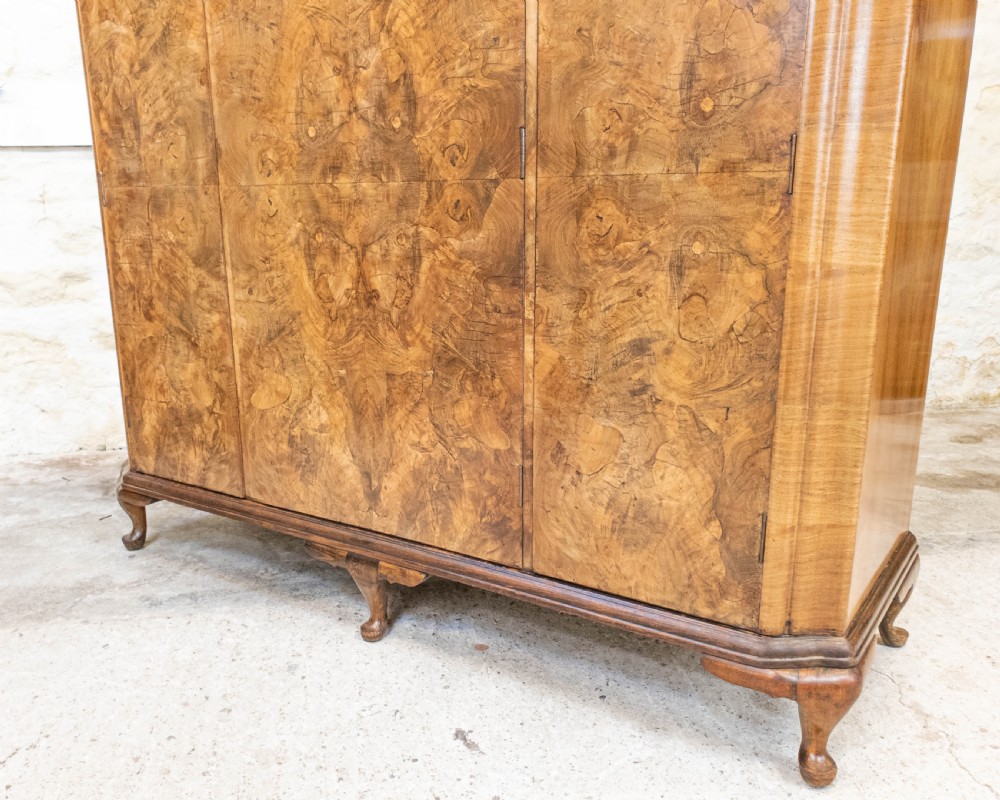 Art Deco Burr Walnut Triple Wardrobe C1930 View IX