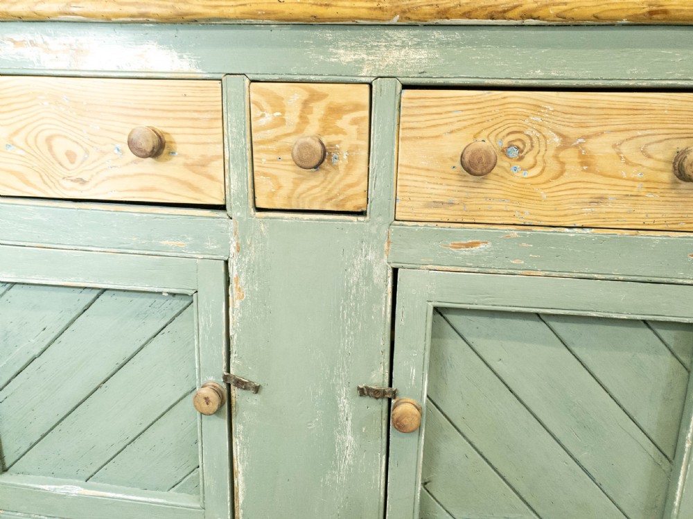 C19th Rustic Painted Irish Pine Dresser (Country Farmhouse) View IX