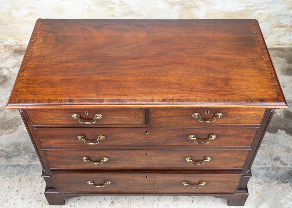 Georgian Mahogany Inlaid & Crossbanded Chest of Drawers (George III) View VI