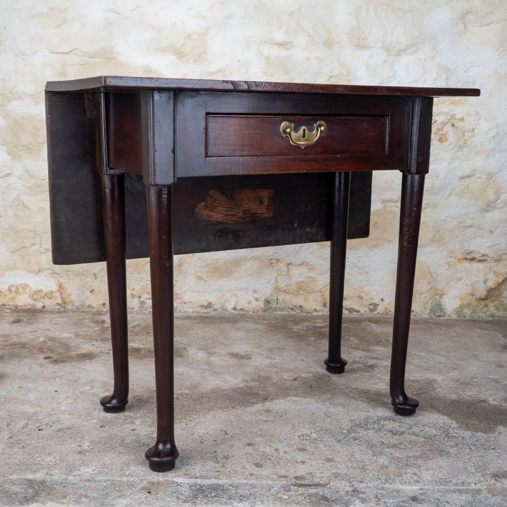George II Pad Foot Mahogany Console / Drop-Leaf Tea Table View IX