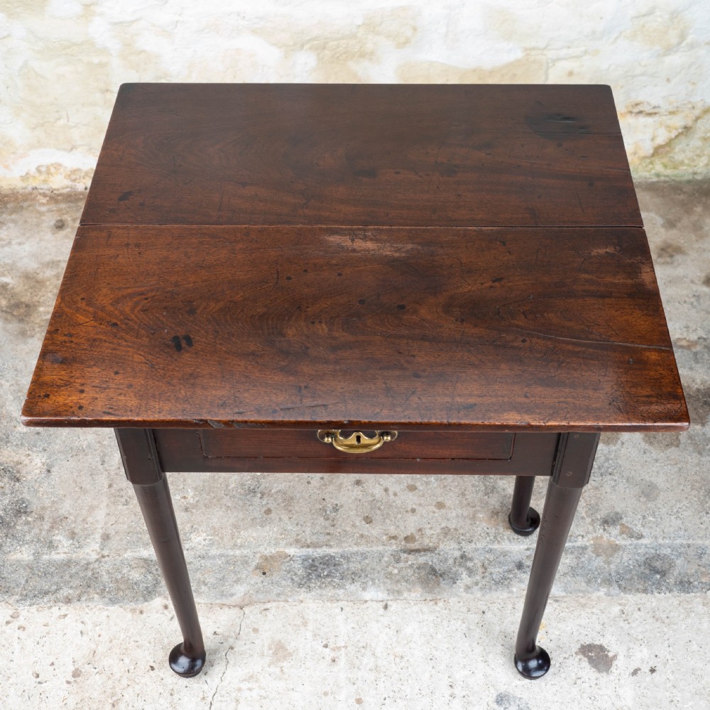 George II Pad Foot Mahogany Console / Drop-Leaf Tea Table View XII