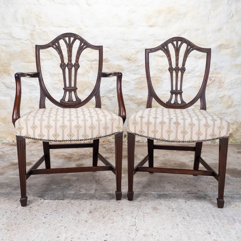 Set of 8 Georgian Hepplewhite Mahogany Dining Chairs & Carvers C19th View X