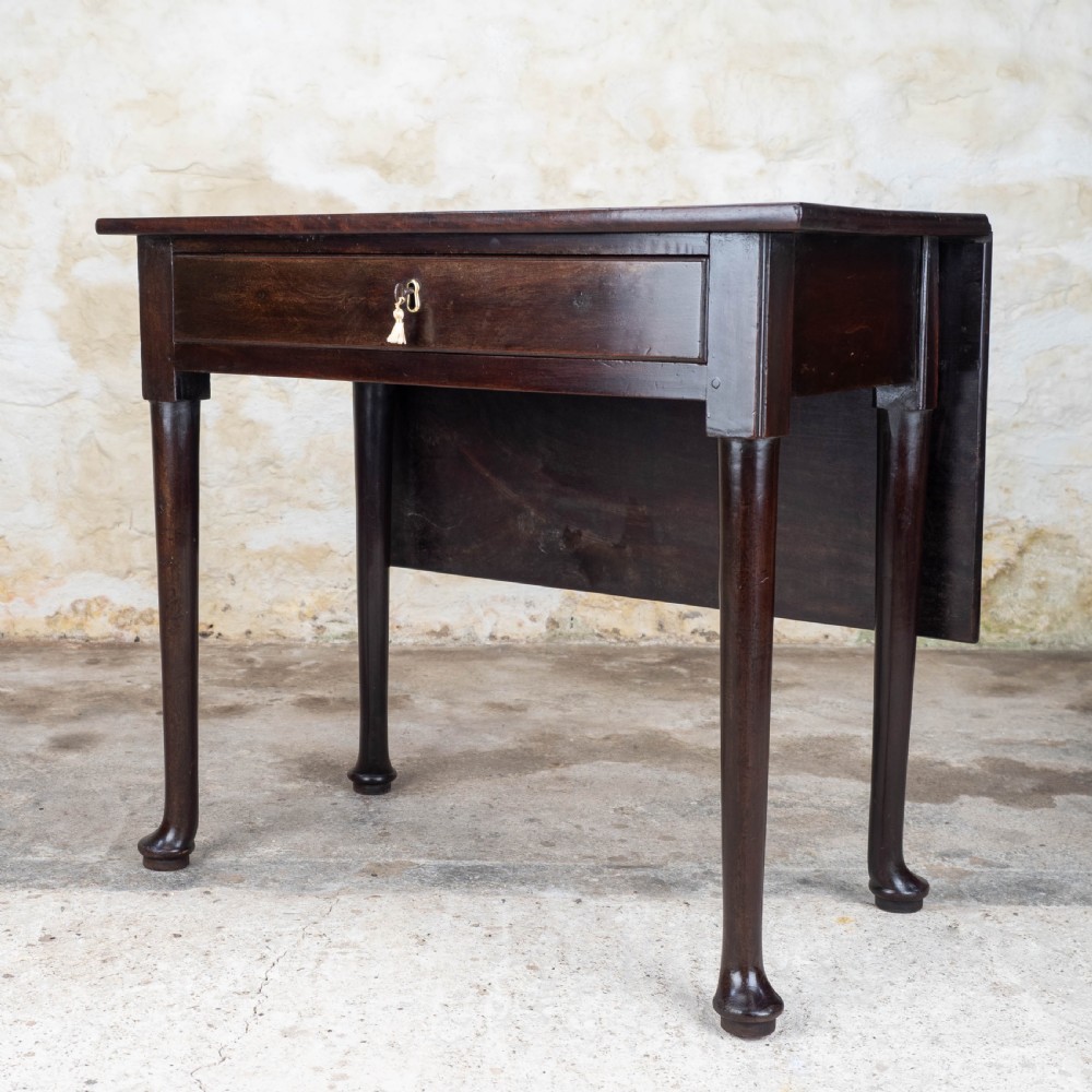 George II Pad Foot Mahogany Console / Drop-Leaf Tea Table View III