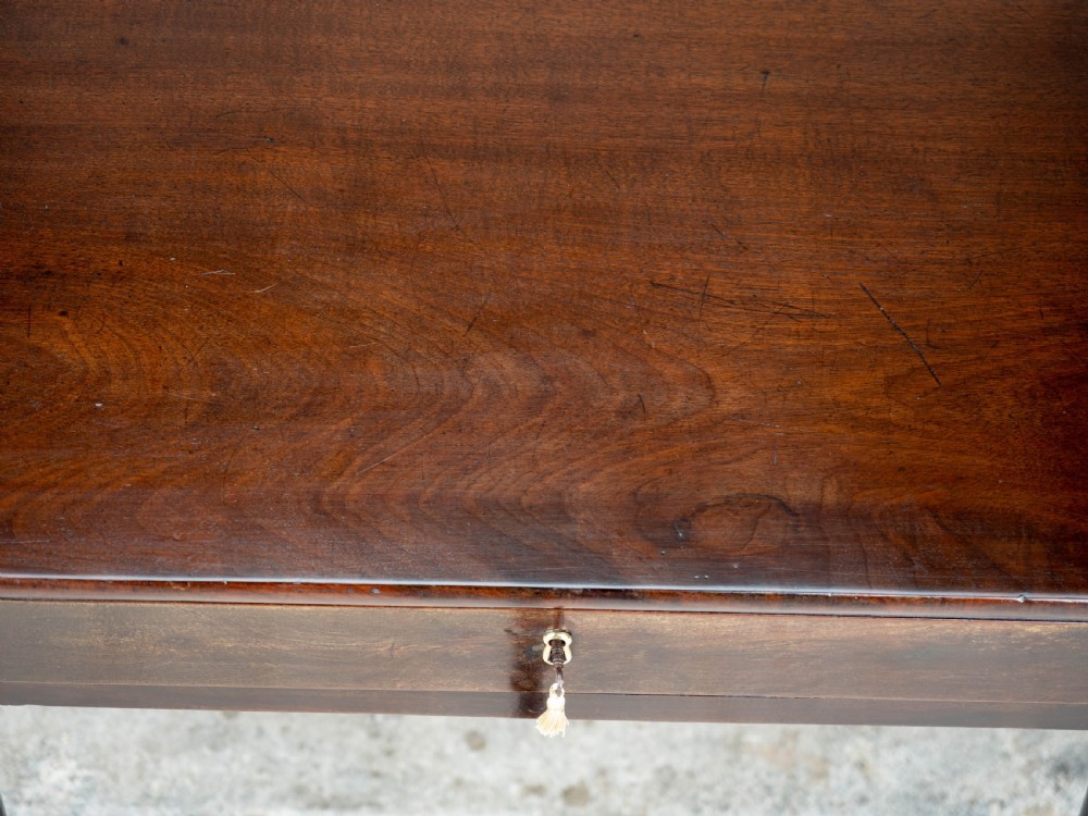 George II Pad Foot Mahogany Console / Drop-Leaf Tea Table View XII