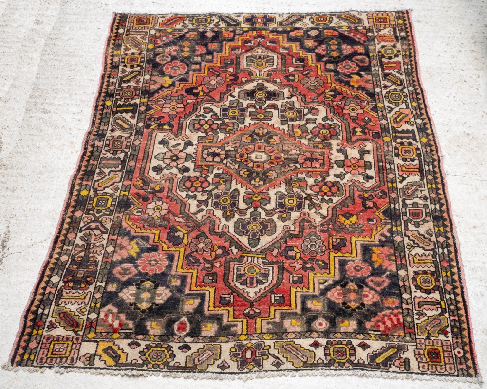 Persian Qashgai Hamadan Handwoven Rug 6'3