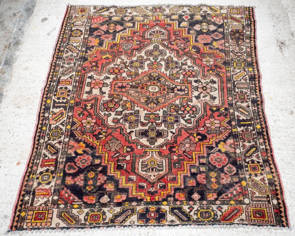 Persian Qashgai Hamadan Handwoven Rug 6'3