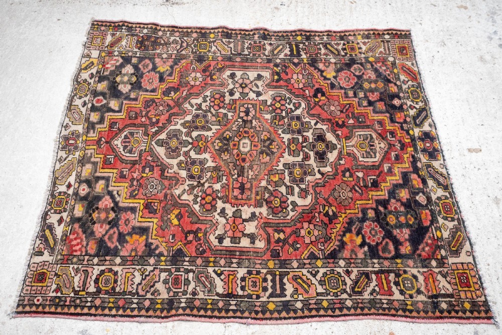 Persian Qashgai Hamadan Handwoven Rug 6'3