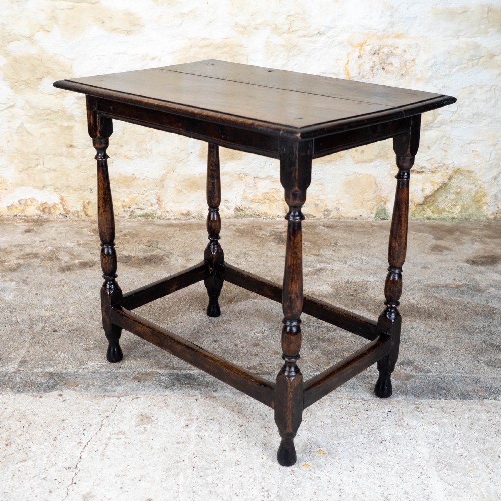 Early C18th Oak Occasional/ Side Table George I