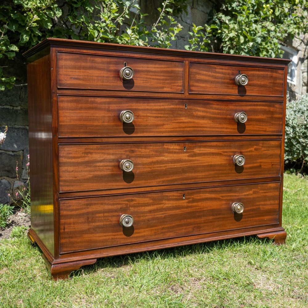 Georgian Mahogany Chest of Drawers with Ogee Feet C1800