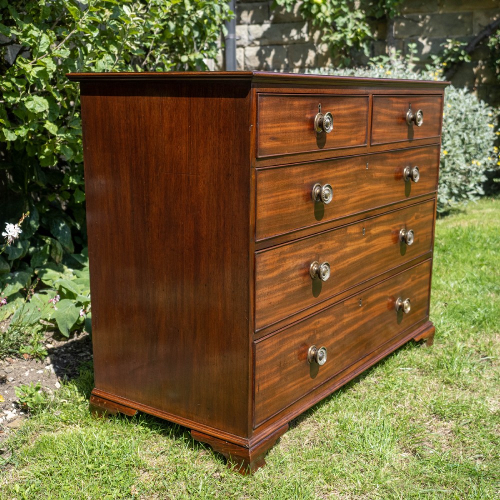 Georgian Mahogany Chest of Drawers with Ogee Feet C1800 View II