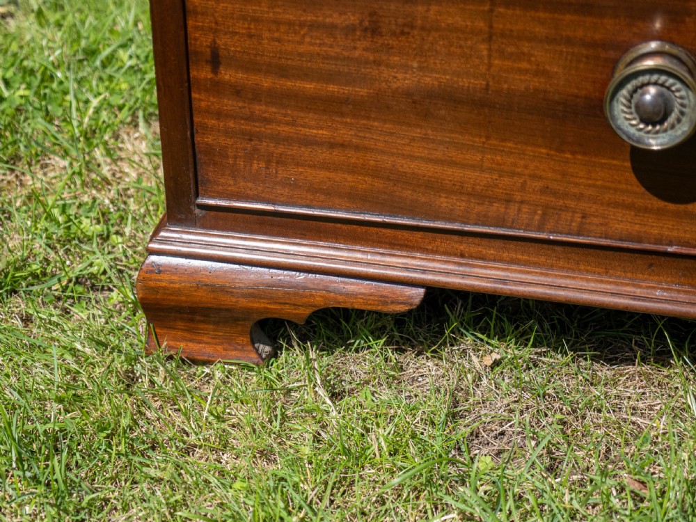 Georgian Mahogany Chest of Drawers with Ogee Feet C1800 View IV