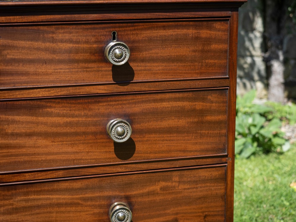Georgian Mahogany Chest of Drawers with Ogee Feet C1800 View V