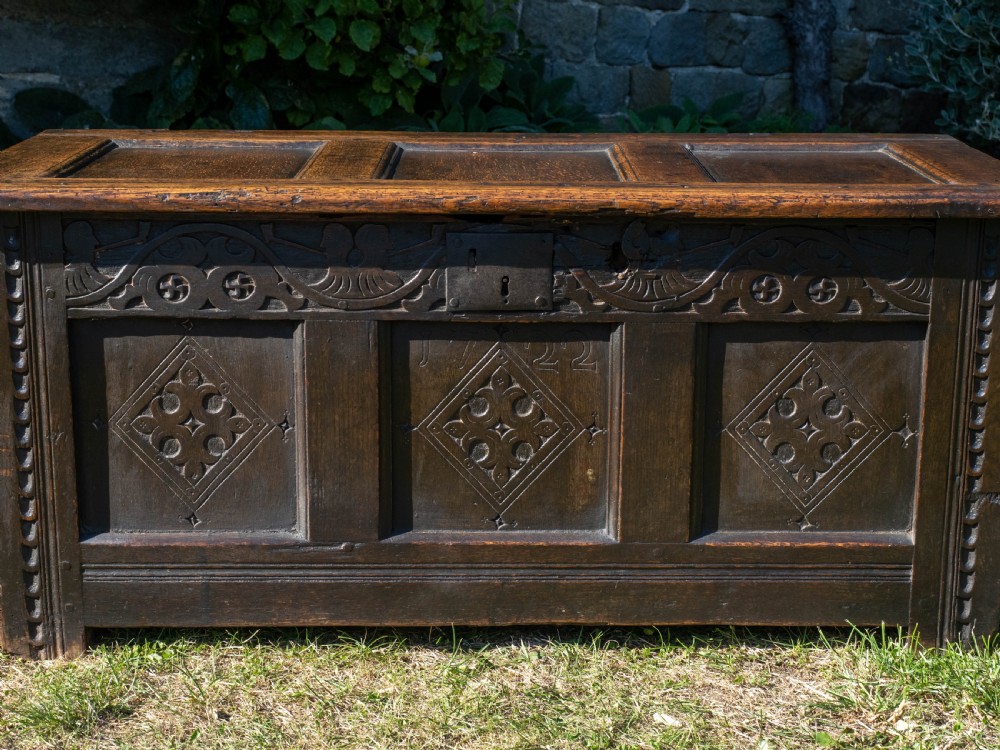 Yorkshire Small Carved Oak Panelled Coffer Dated 1722 View VI