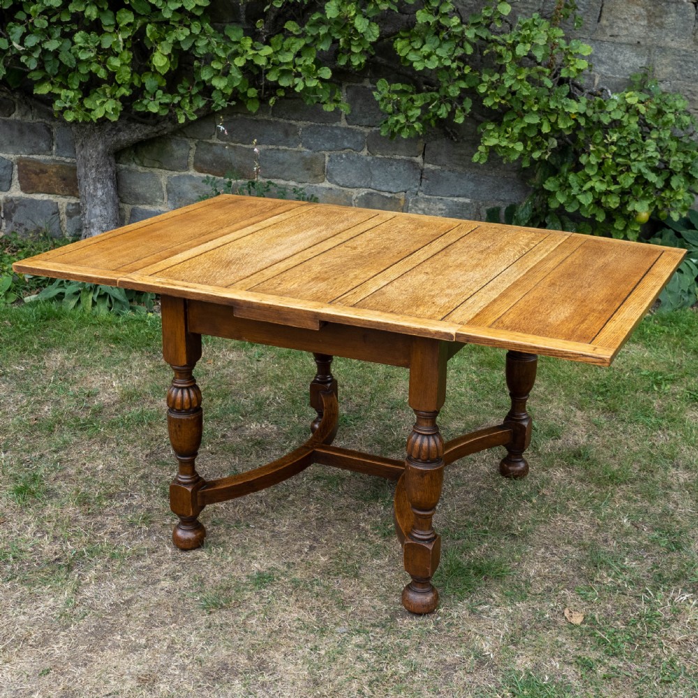 C17th Style Oak Drawer Leaf Extending Dining Table C1920 (Jacobean Carolean)