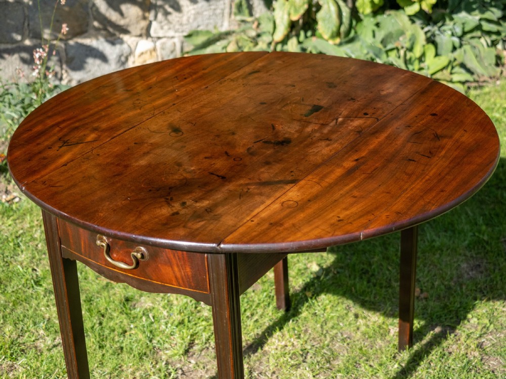 Georgian Mahogany Round Drop Leaf Table C1770 (George III) View VII