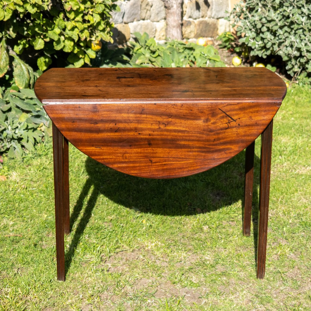 Georgian Mahogany Round Drop Leaf Table C1770 (George III) View XII