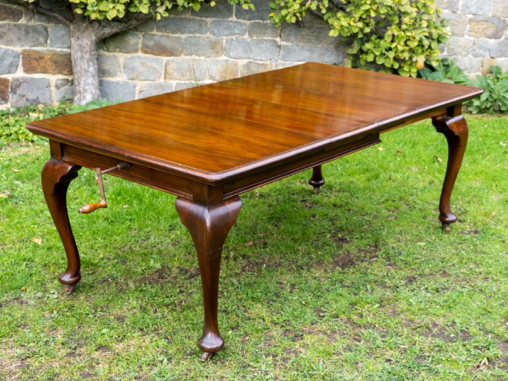 Victorian Mahogany 6ft Extending Dining Table with Joseph Fitter Mechanism & Queen Anne Legs View II