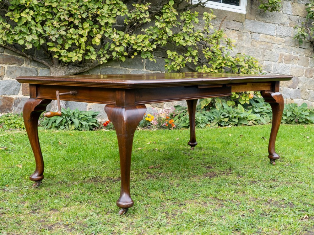 Victorian Mahogany 6ft Extending Dining Table with Joseph Fitter Mechanism & Queen Anne Legs View IV