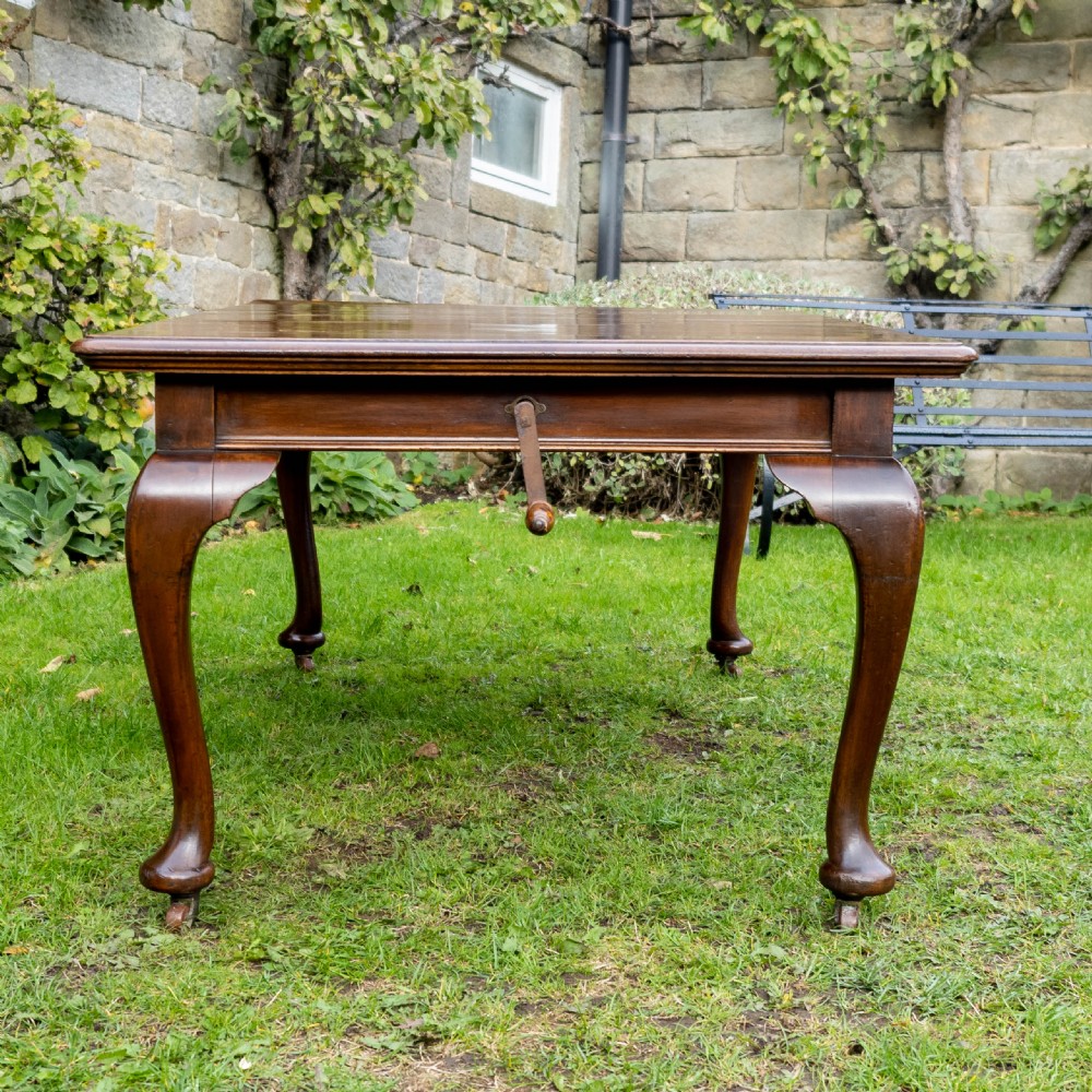 Victorian Mahogany 6ft Extending Dining Table with Joseph Fitter Mechanism & Queen Anne Legs View V