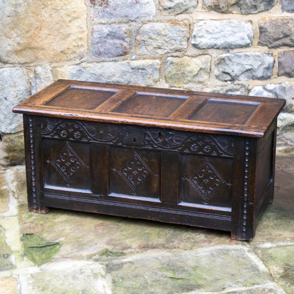 George I Oak Small Panelled Carved Yorkshire Coffer C1722 (Chest or Kist)